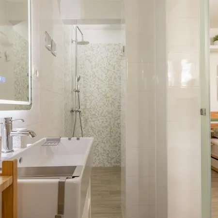 Urban * Макарська